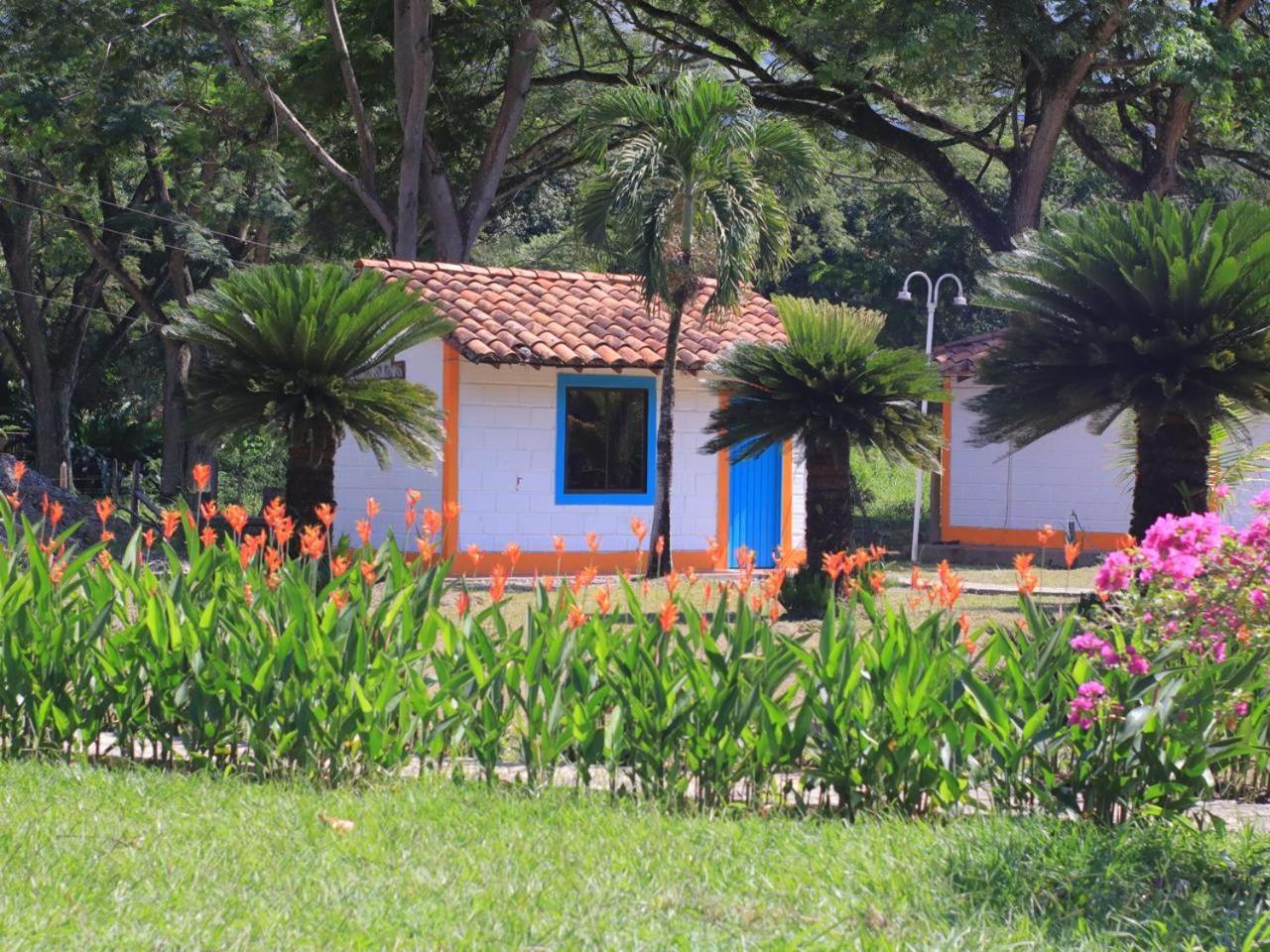Finca Hotel Pinares La Pintada Buitenkant foto
